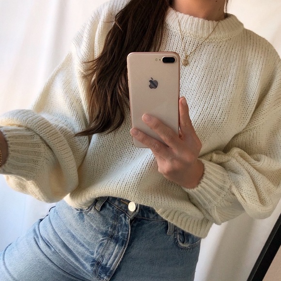 Season’s label Sweaters - HYFVE | Lush Knit Balloon Sleeve Sweater M